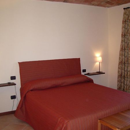 B&B Cascina Gaione Via Gallina,18B 12052 Neive Cn ห้อง รูปภาพ