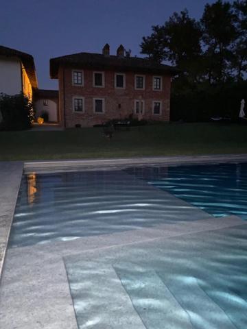 B&B Cascina Gaione Via Gallina,18B 12052 Neive Cn ภายนอก รูปภาพ