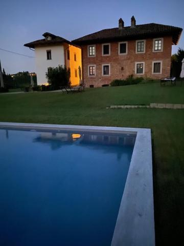 B&B Cascina Gaione Via Gallina,18B 12052 Neive Cn ภายนอก รูปภาพ