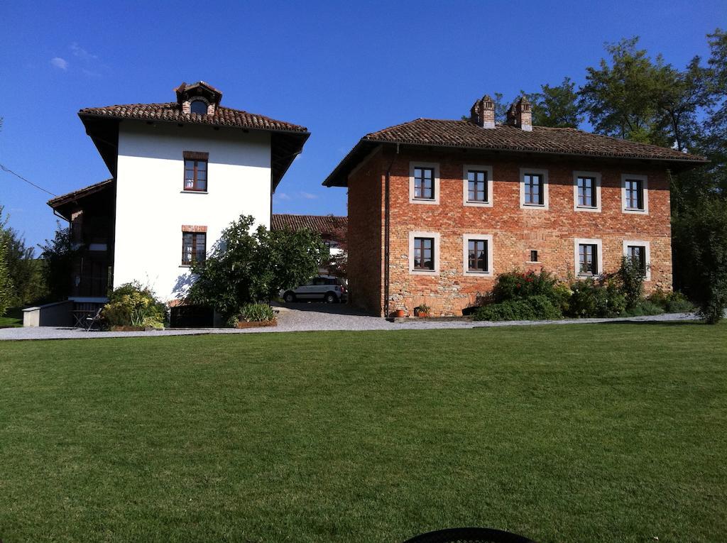 B&B Cascina Gaione Via Gallina,18B 12052 Neive Cn ภายนอก รูปภาพ